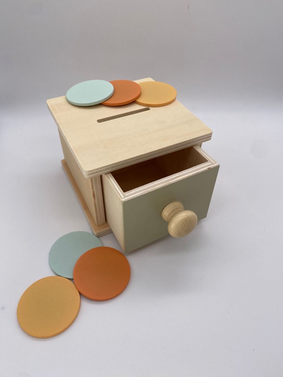 Montessori coin box